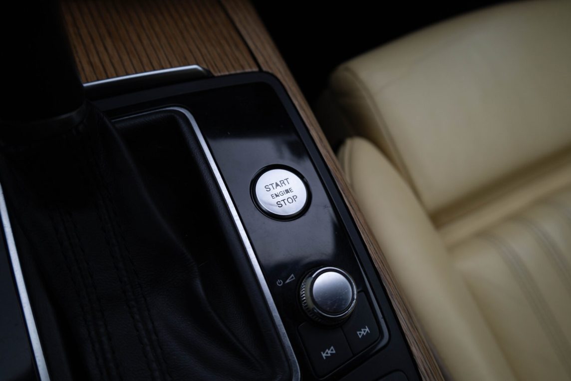 AUDI A6 LIMOUSINE