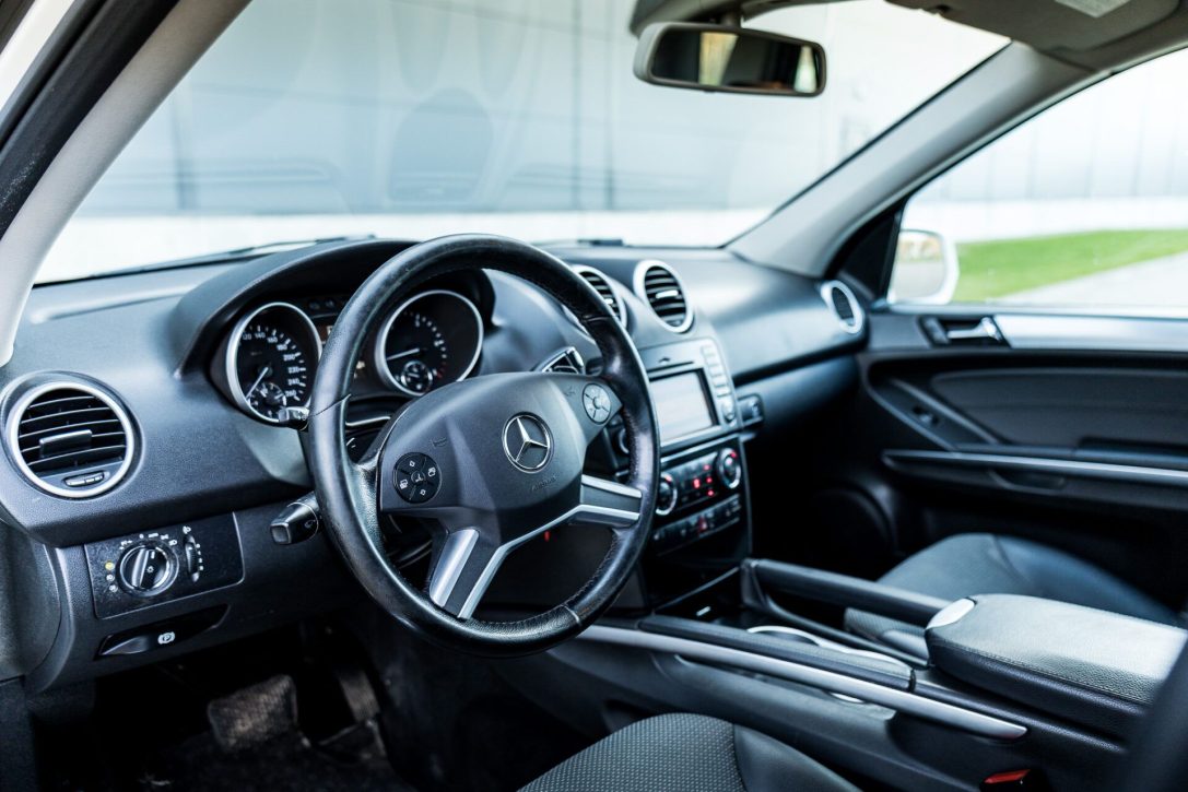 MERCEDES BENZ ML 320