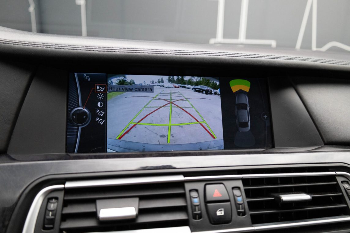 BMW 740