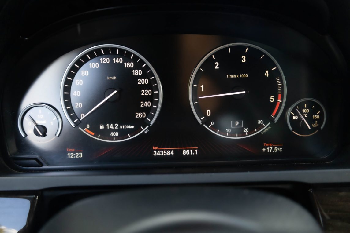 BMW 730