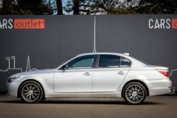 BMW 525