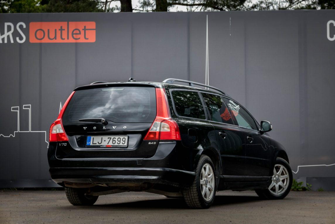 VOLVO V70