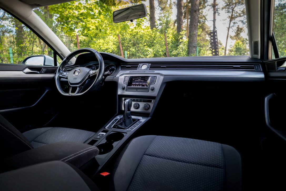 VW PASSAT