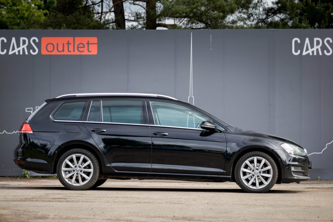 VW GOLF