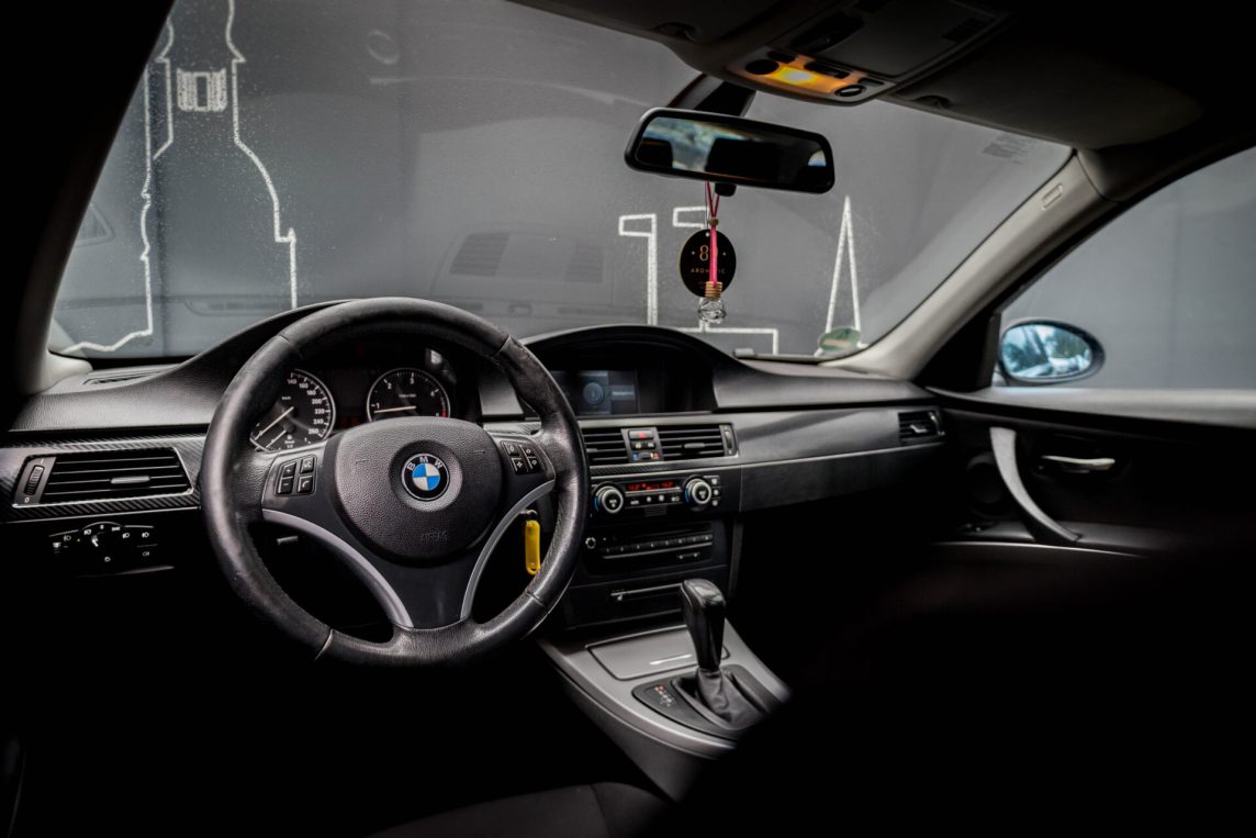 BMW 320