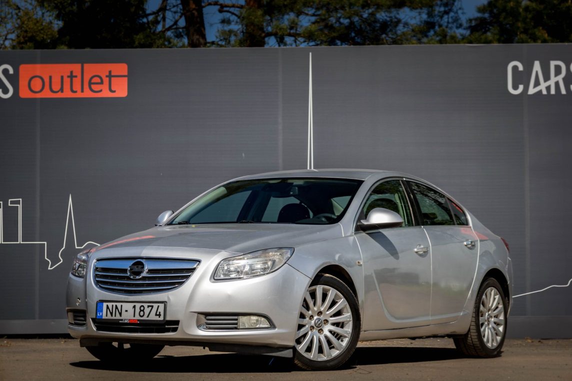 OPEL INSIGNIA