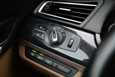 BMW 730