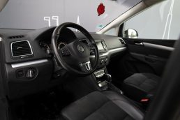 VW SHARAN