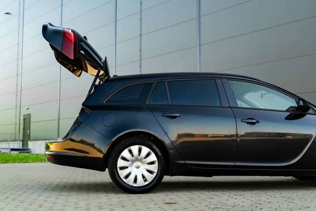 OPEL INSIGNIA SPORTS TOURER