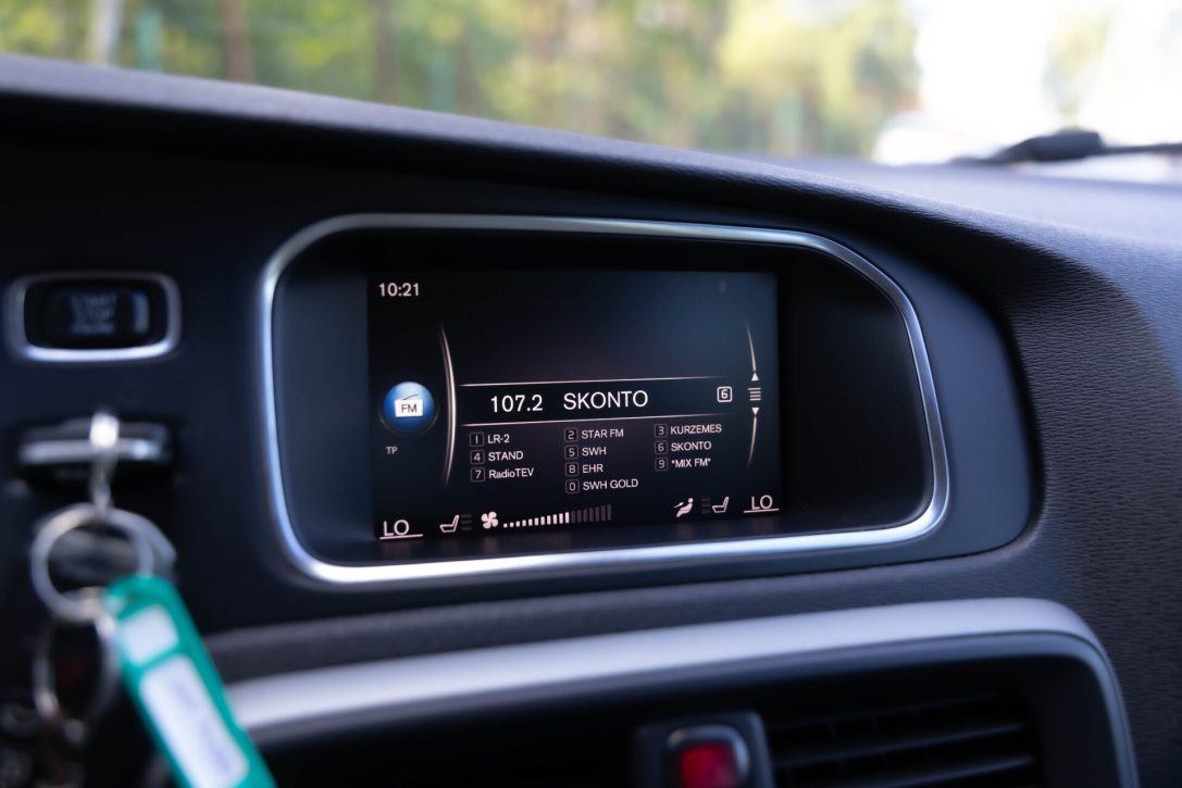 VOLVO V40