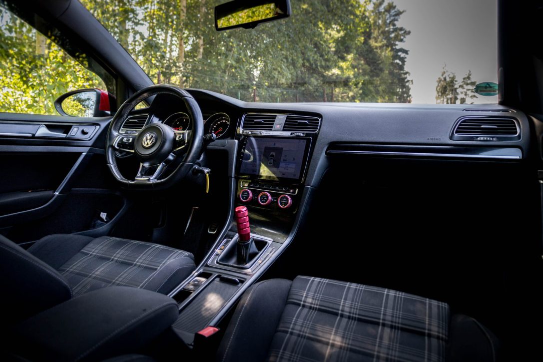 VW GOLF