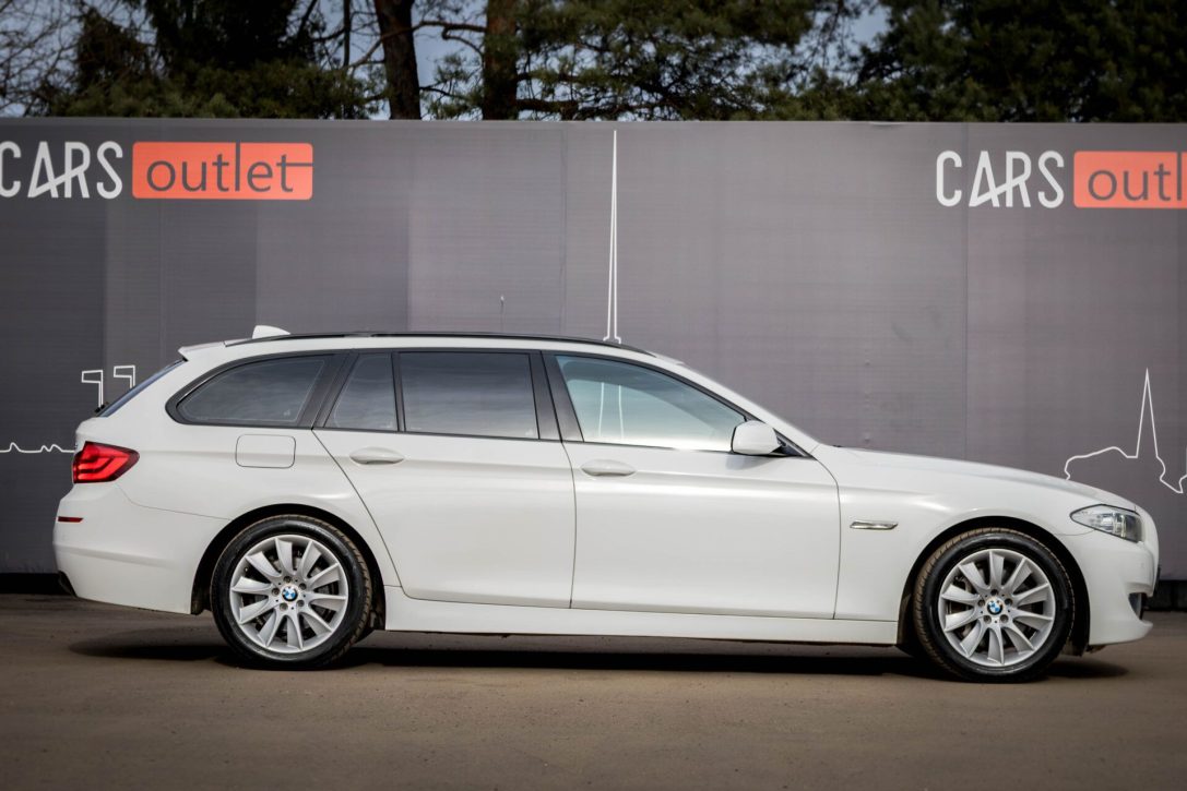 BMW 530