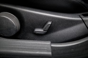 MERCEDES BENZ C220