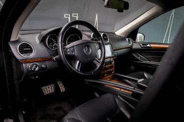 MERCEDES BENZ GL 320