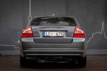 VOLVO S80