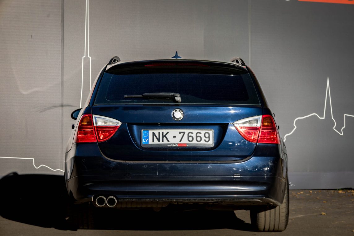 BMW 325