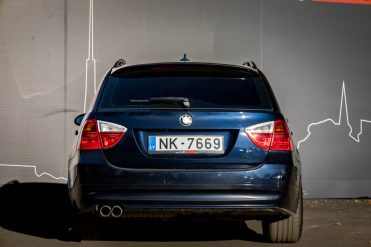 BMW 325