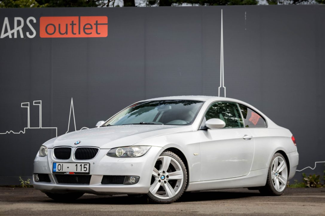 BMW 320