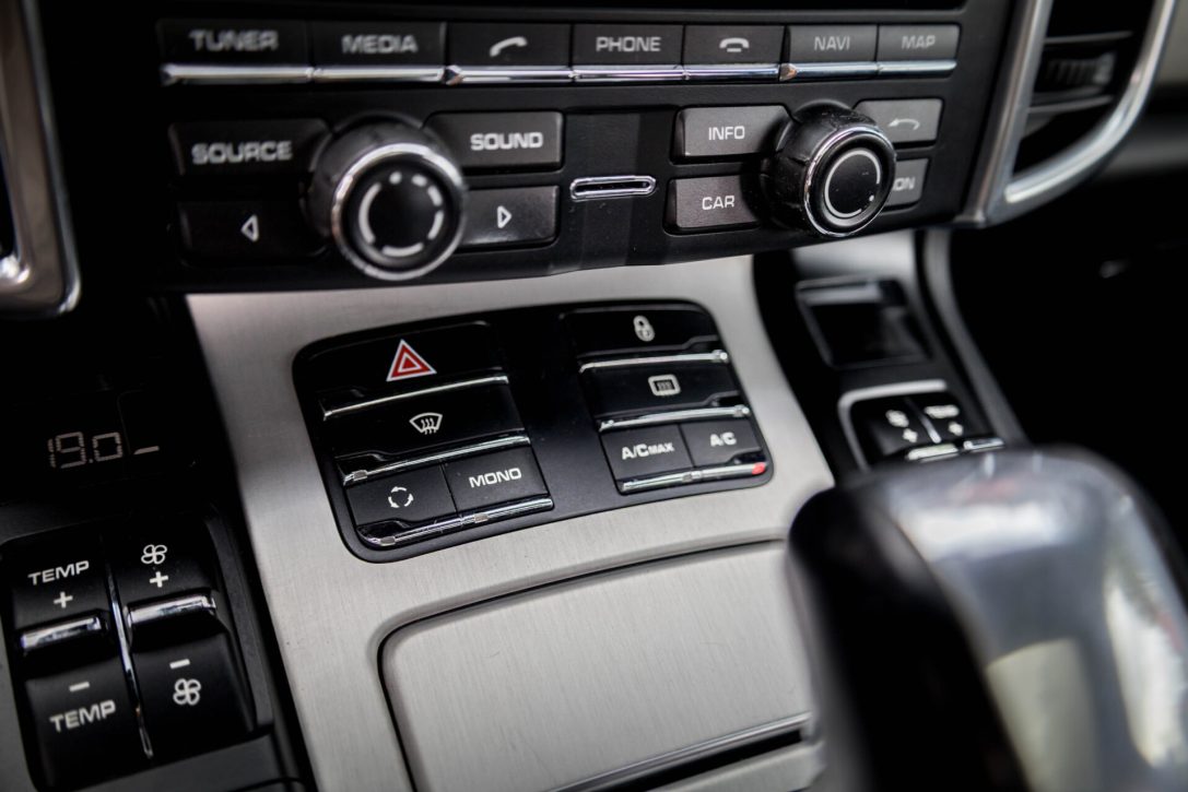 PORSCHE CAYENNE DIESEL