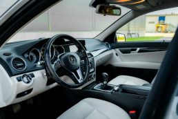 MERCEDES BENZ C220 CDI