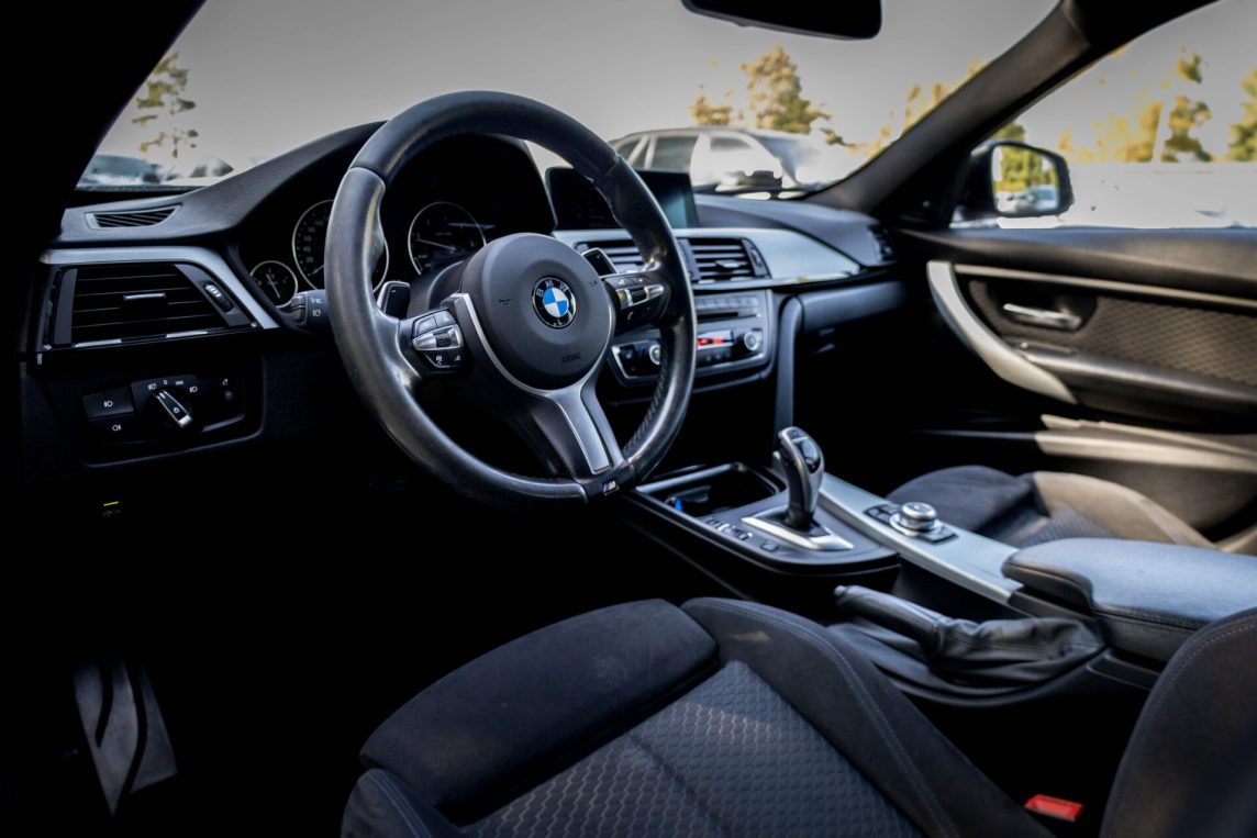 BMW 320