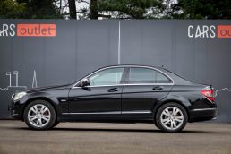 MERCEDES BENZ C320