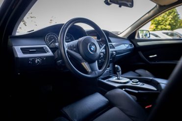 BMW 525