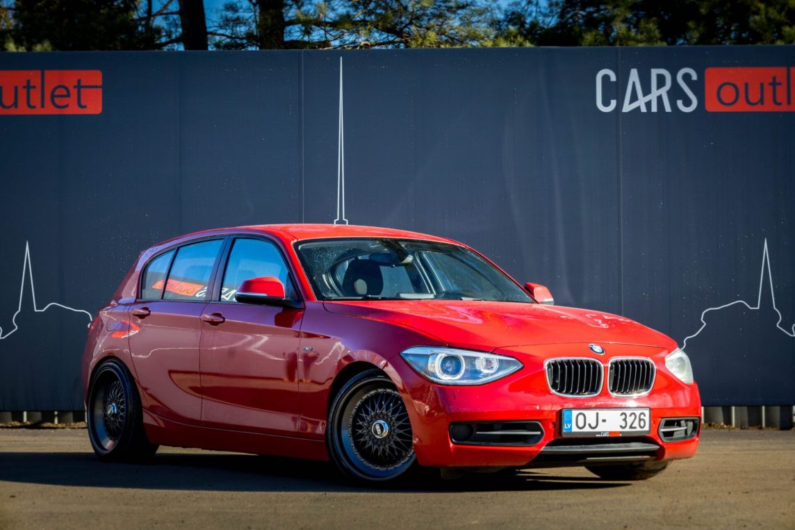 BMW 120