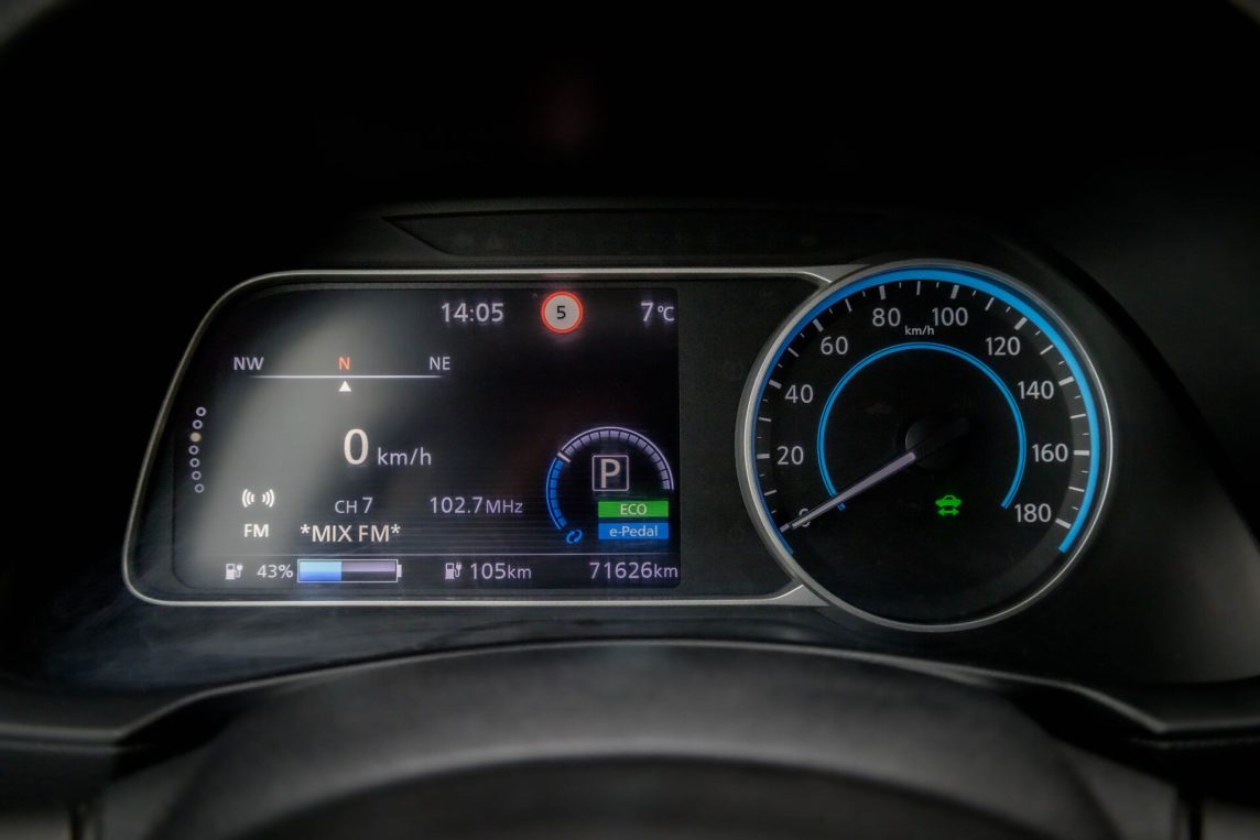 NISSAN LEAF 40KWH