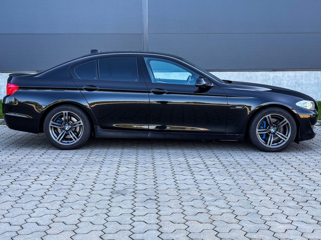BMW 525