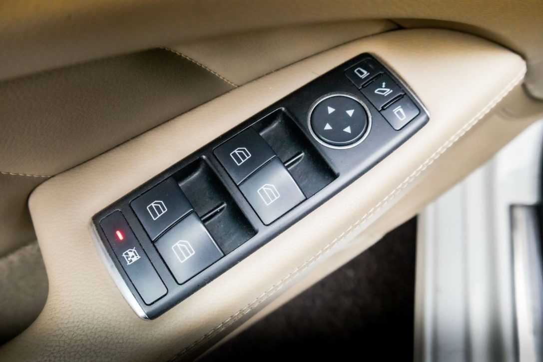 MERCEDES BENZ CLS 350
