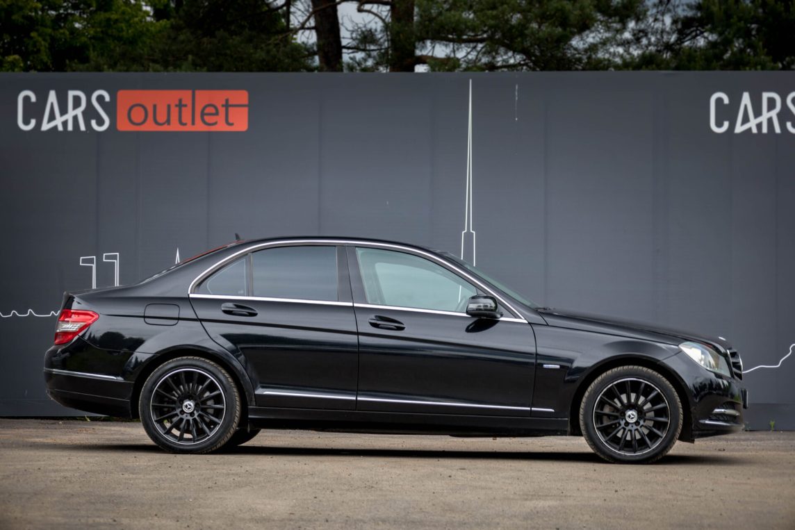 MERCEDES BENZ C 200
