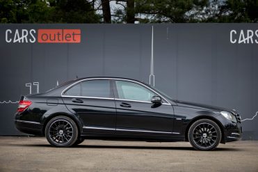 MERCEDES BENZ C 200