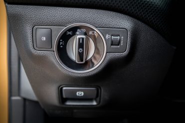 MERCEDES BENZ A180