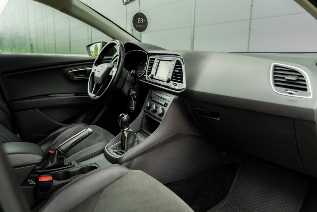 SEAT LEON ST