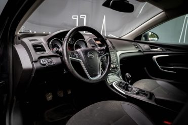 OPEL INSIGNIA SPORTS TOURER