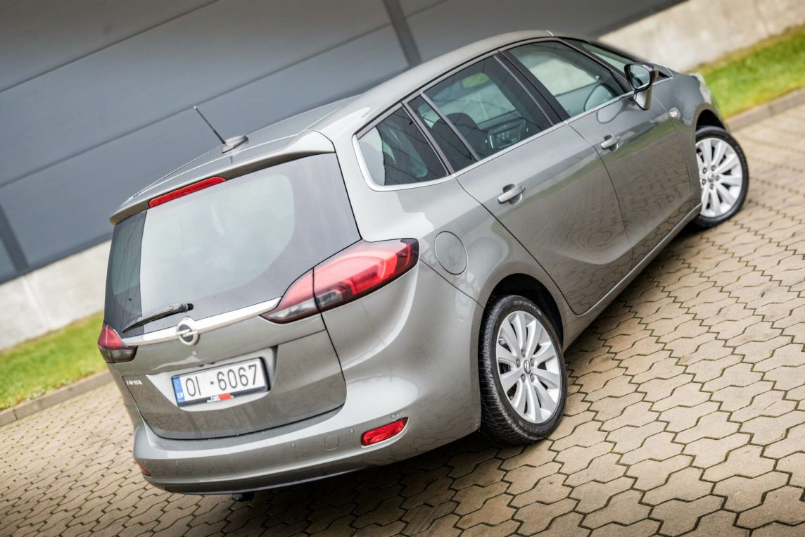 OPEL ZAFIRA TOURER