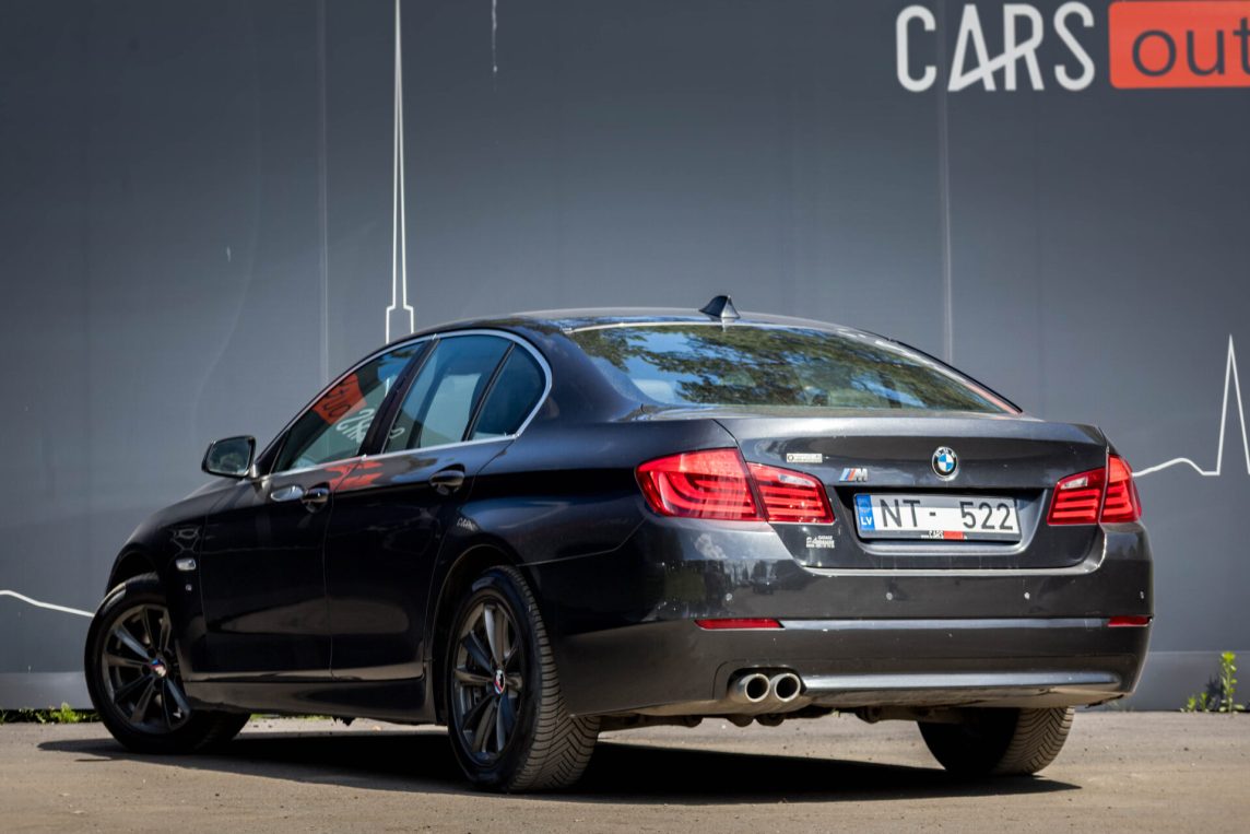 BMW 525