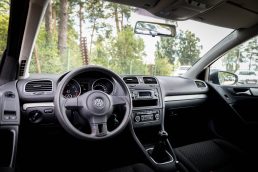 VW GOLF