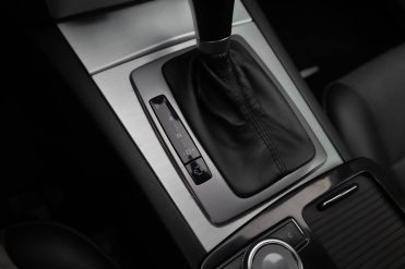 MERCEDES BENZ C320