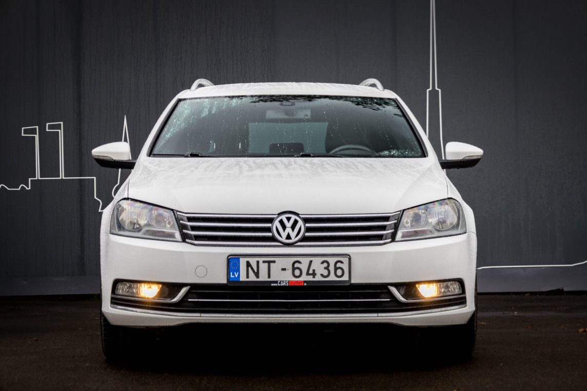 VW PASSAT