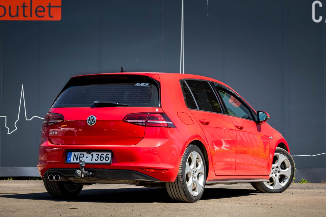 VW GOLF