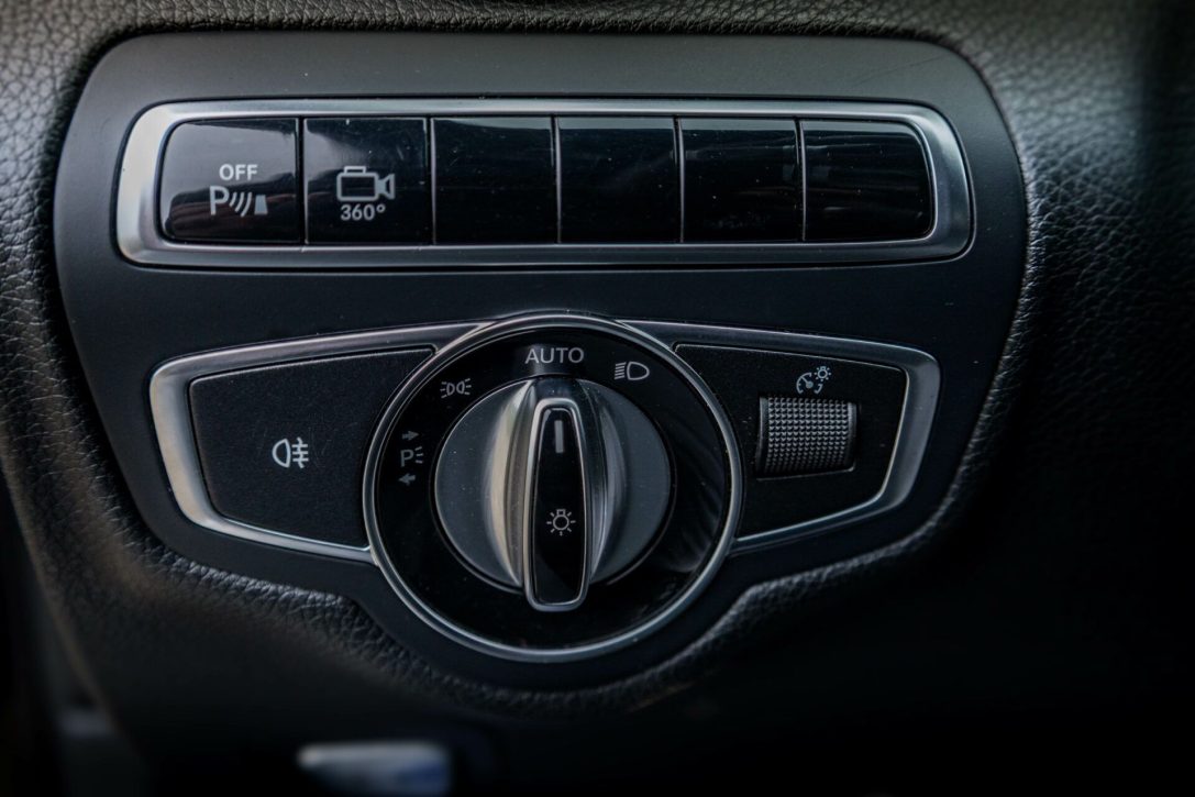 MERCEDES BENZ C200 BLUETEC