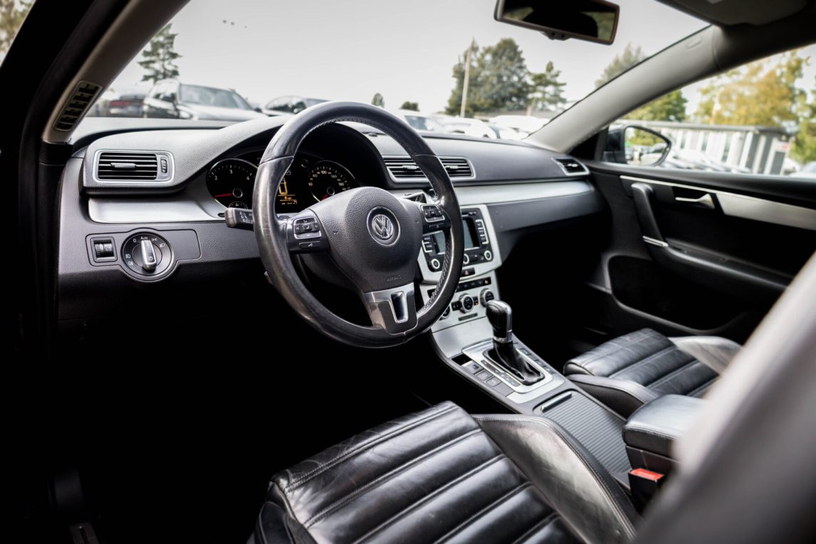 VW PASSAT