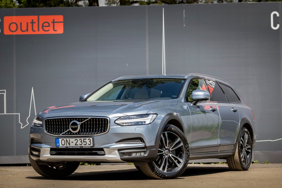 VOLVO V90 CROSS COUNTRY