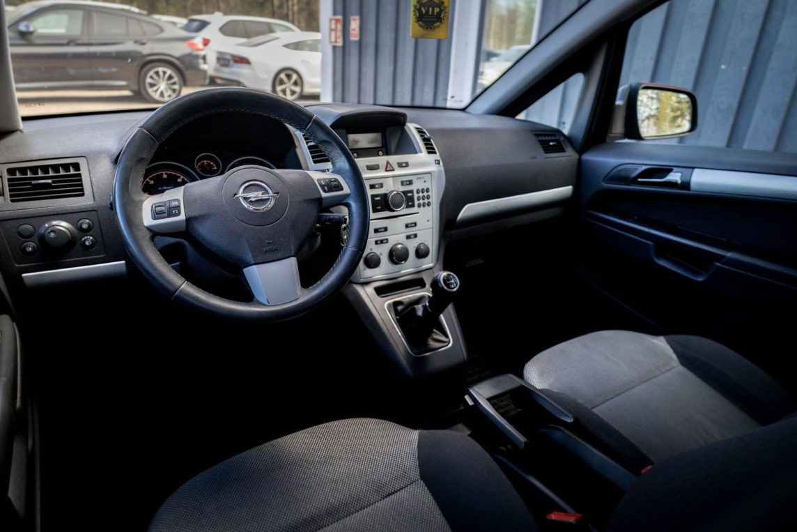 OPEL ZAFIRA