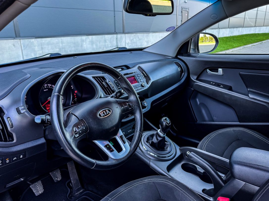 KIA SPORTAGE
