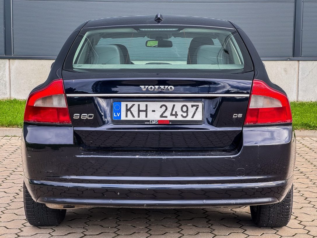 VOLVO S80