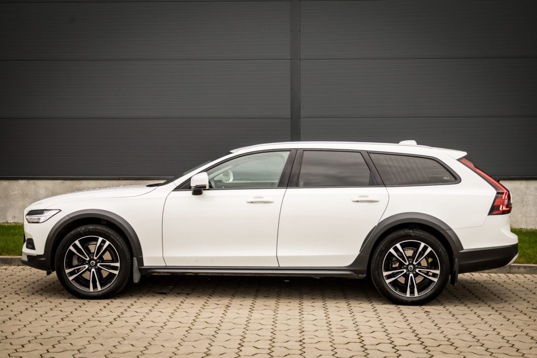 VOLVO V90 CROSS COUNTRY
