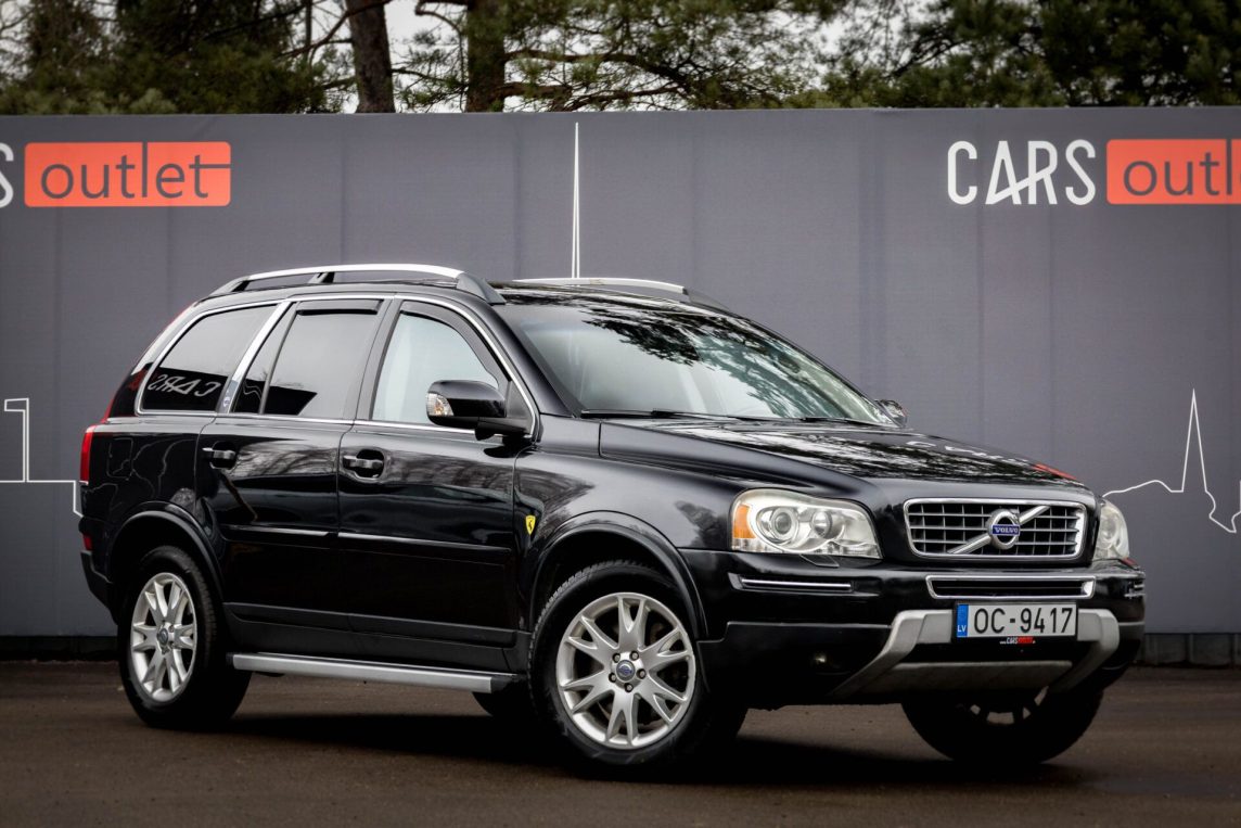 VOLVO XC90
